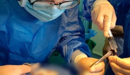 【江门日报】仅1.3kg！开平“袖珍宝宝”出院了！过程好暖心！